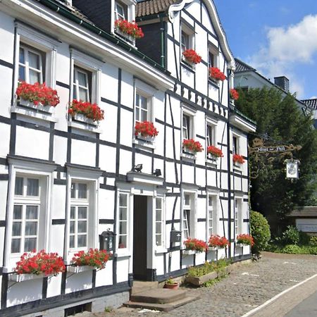 Hotel Zur Post Dabringhausen - Contactless Self Check-In Wermelskirchen Exterior photo