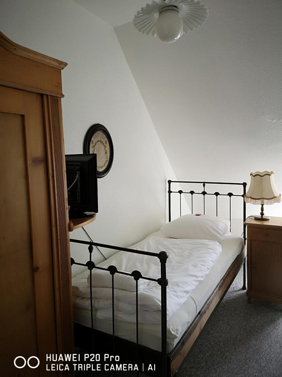 Hotel Zur Post Dabringhausen - Contactless Self Check-In Wermelskirchen Exterior photo